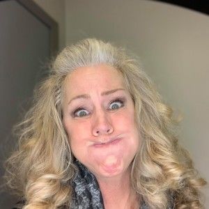 Meet your Posher, Christine